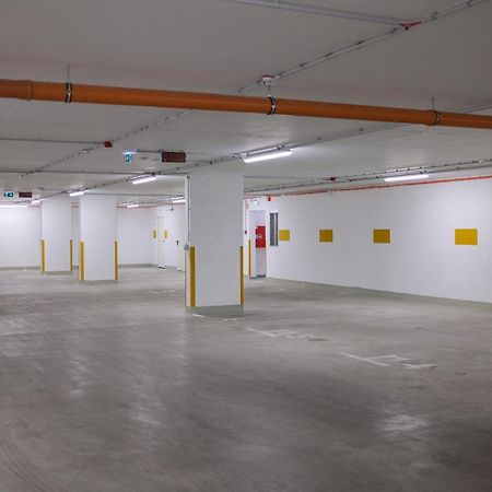 Cityscape Apartment ~ Ac/Indoor Parking/Balcony Будапеща Екстериор снимка
